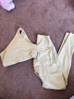 Set Active LuxForm Outfit